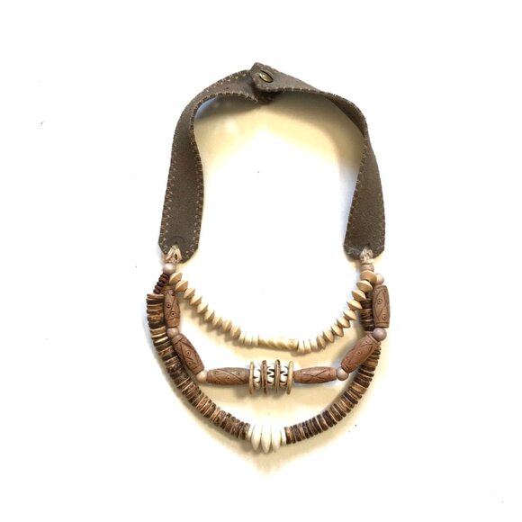 Twine & Twig Layered Classic Beaded Necklace Womens Suede Strap Cream Bronze - Picture 12 of 12